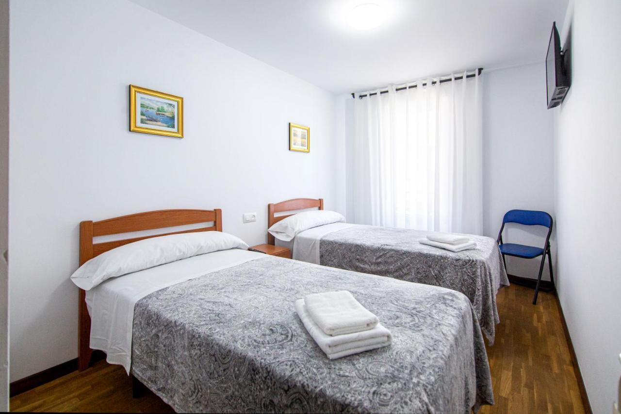 Yani'S Hospedaje Pension 1 Estrella アリオンダス エクステリア 写真